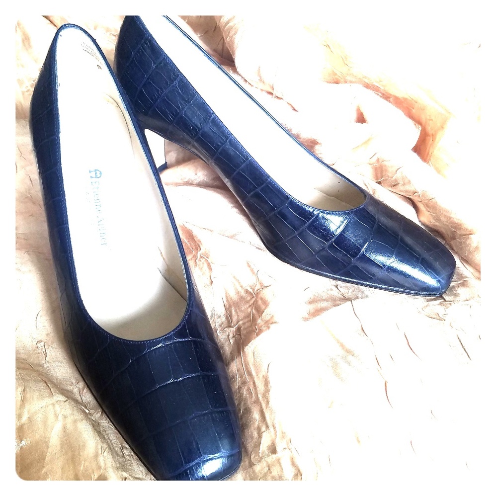 Etienne Aigner Navy Blue Valencia Pumps